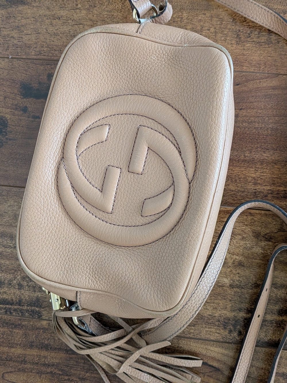 Gucci Soho Disco Crossbody Bag in Beige Authentic Fair Condition